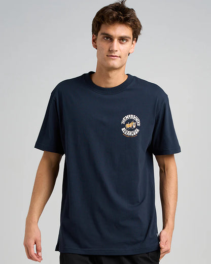 Beeracuda | SS Tee - Navy | The Mad Hueys