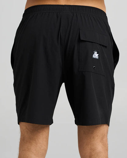 Born to Fish | 18" Swim Volley Short - Black | The Mad Hueys