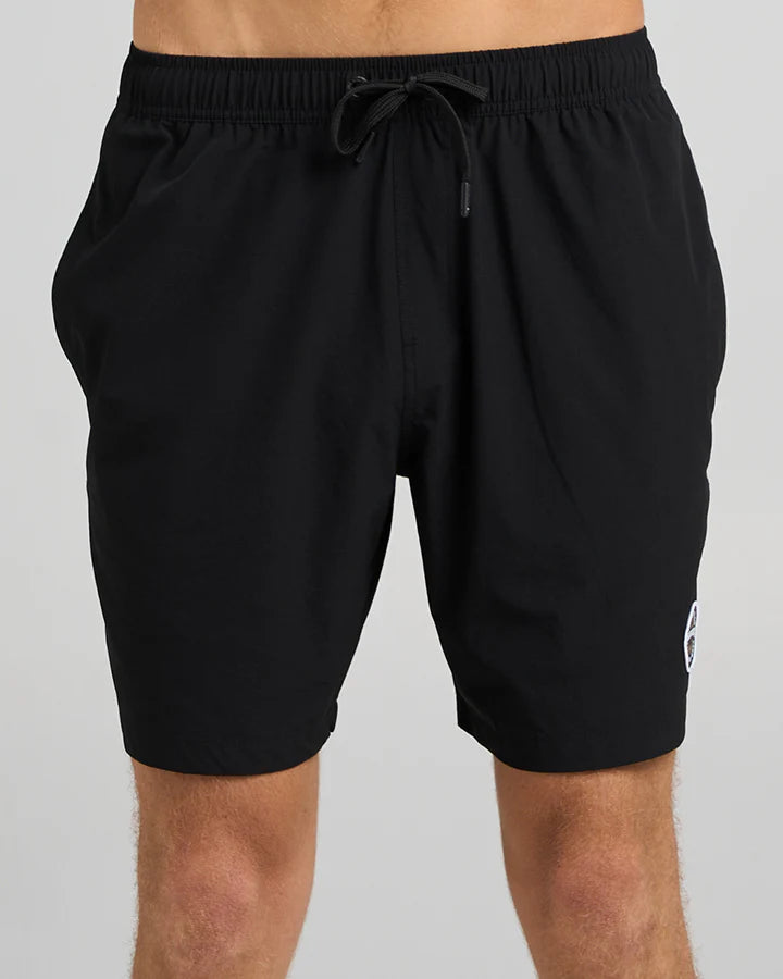 Born to Fish | 18" Swim Volley Short - Black | The Mad Hueys